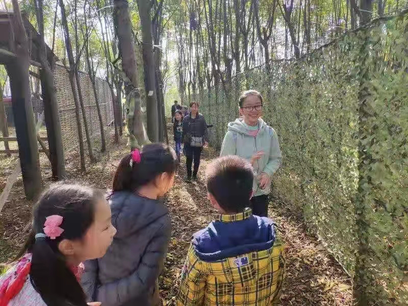 武汉学生出游